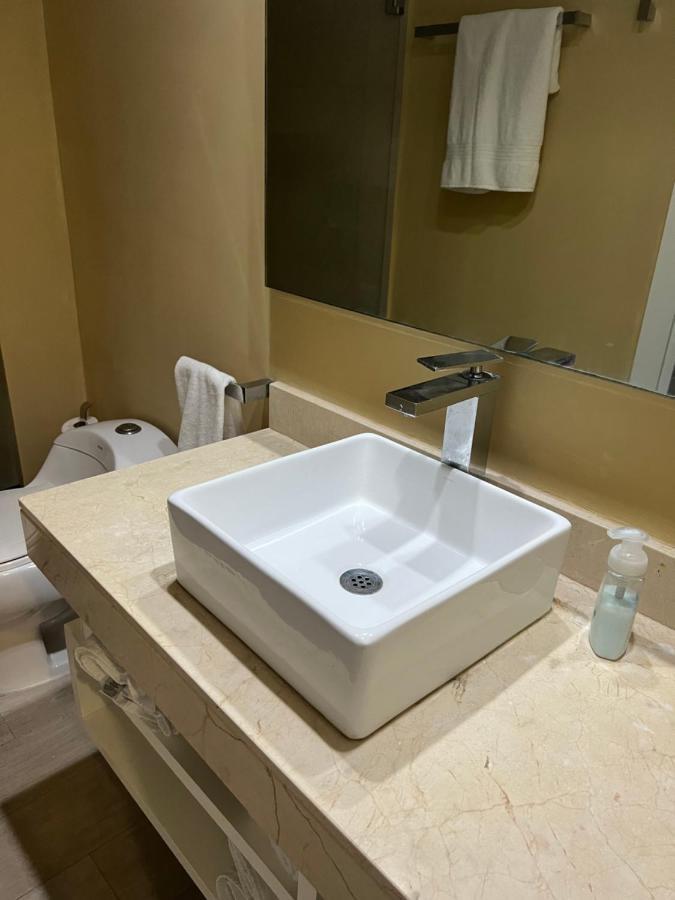 Apartamento One Block From The Beach! Playa del Carmen